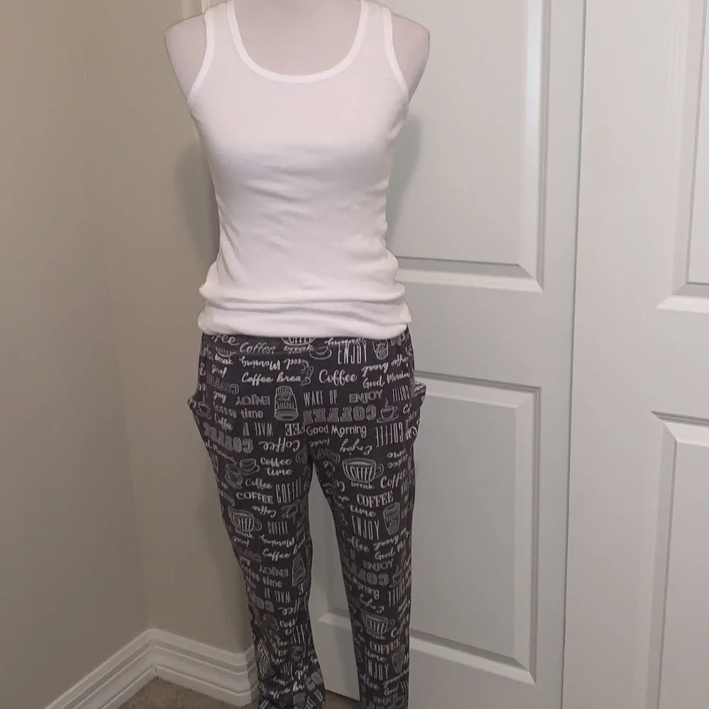SUPER CUTE COFFEE THEMED SIZE SMALL 3-PIECE MATCHING OUTFIT